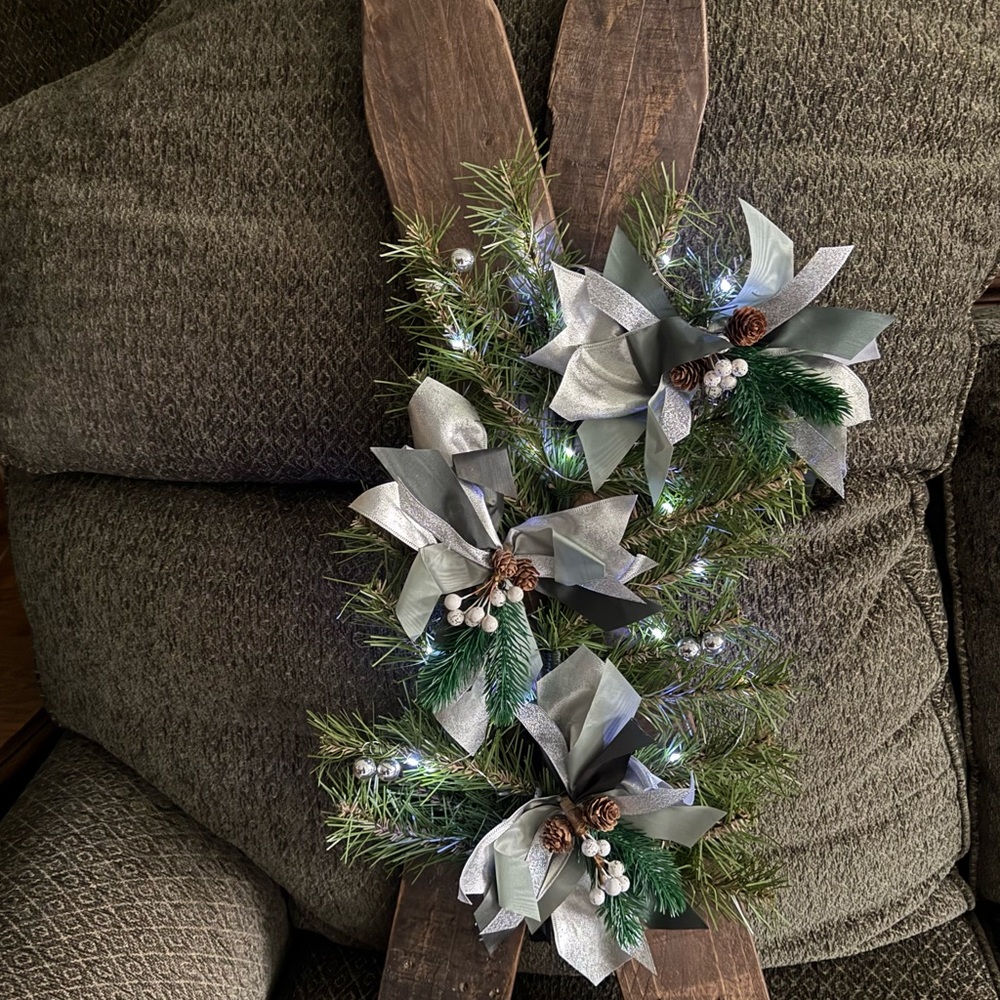 NEW Rustic Wooden Ski Set with LED Fairy Lights Winter Decor Hand Crafted
